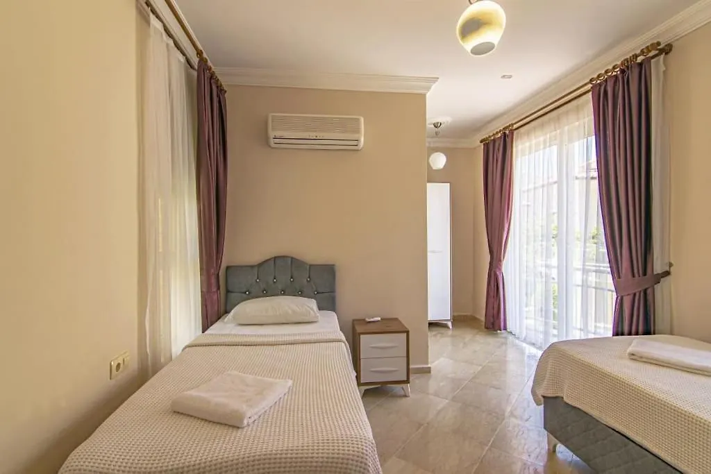 Calis'Ta Denize Sifir 8 Kisilik Villa Pearl 8 Fethiye