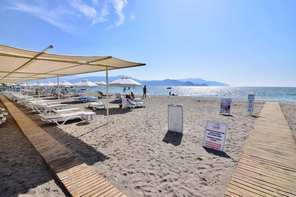 Calis'Ta Denize Sifir 8 Kisilik Villa Pearl 8 Fethiye Turkey