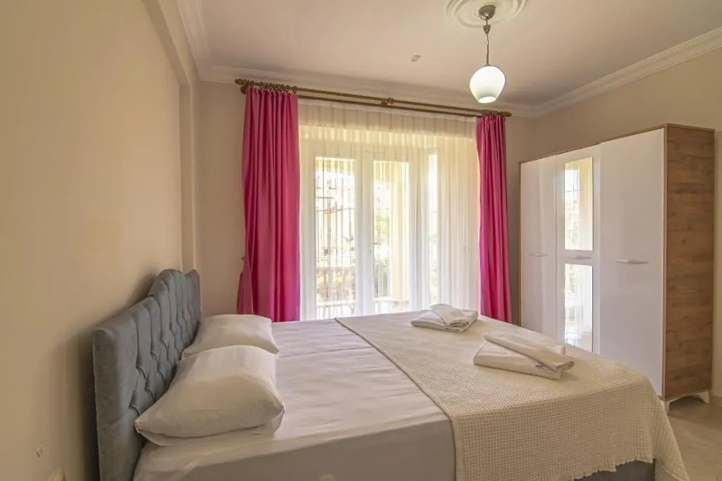 Calis'Ta Denize Sifir 8 Kisilik Villa Pearl 8 Fethiye