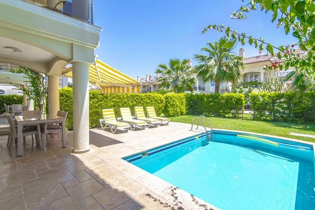 Calis'Ta Denize Sifir 8 Kisilik Villa Pearl 8 Fethiye