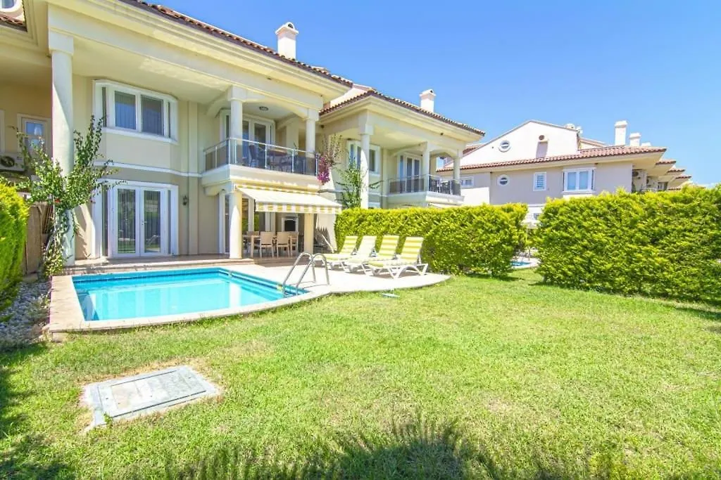Calis'Ta Denize Sifir 8 Kisilik Villa Pearl 8 Fethiye